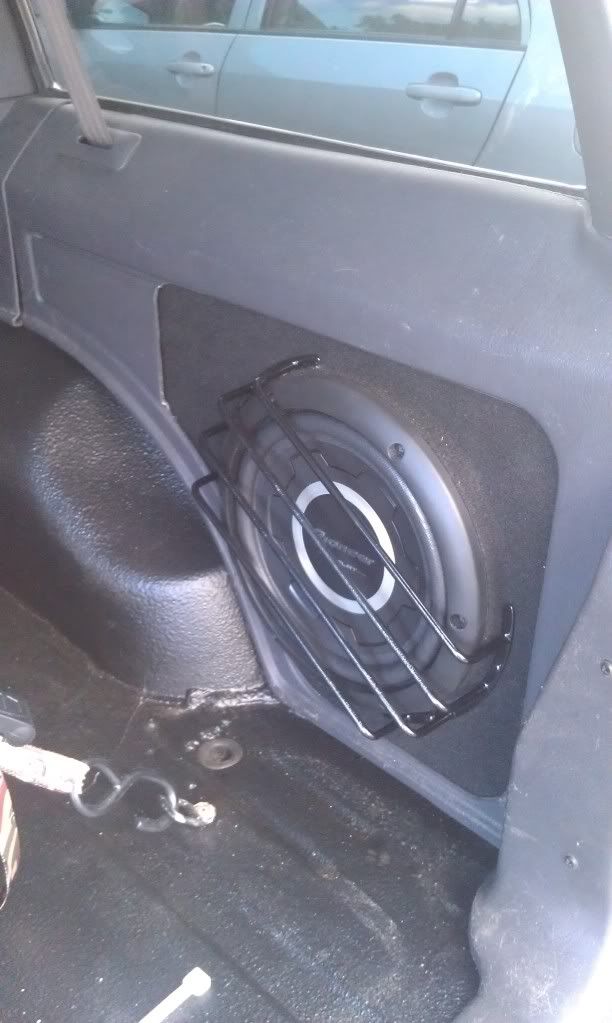 Anyone here use Quadratec's XJ Pod Sub enclosure? Jeep Enthusiast Forums