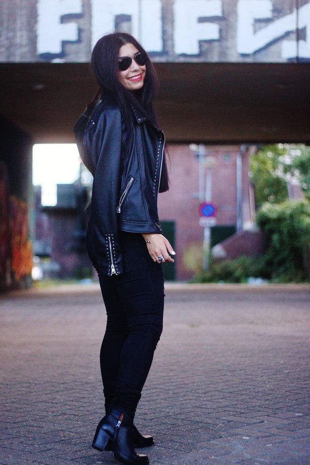 photo OUTFIT-BLOGGER-ALLBLACK04_zpsvnmboxym.jpg