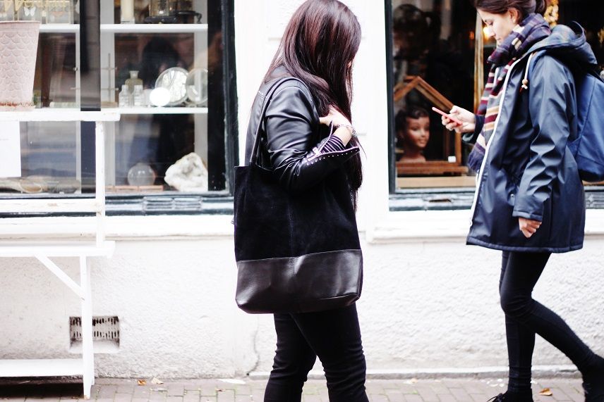 photo ZWARTE-OUTFIT-MET-SACHA-LAARZEN1_zpsbrtvrcqe.jpg