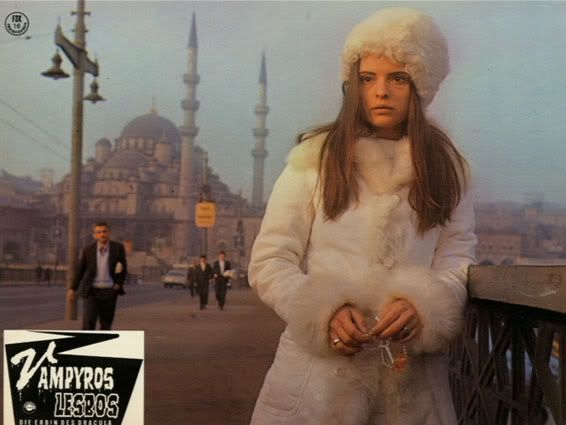 Soledad Miranda dans les rues d'Istanbul . (Photo du tournage) / Vampyros_Lesbos_Special-002.jpg