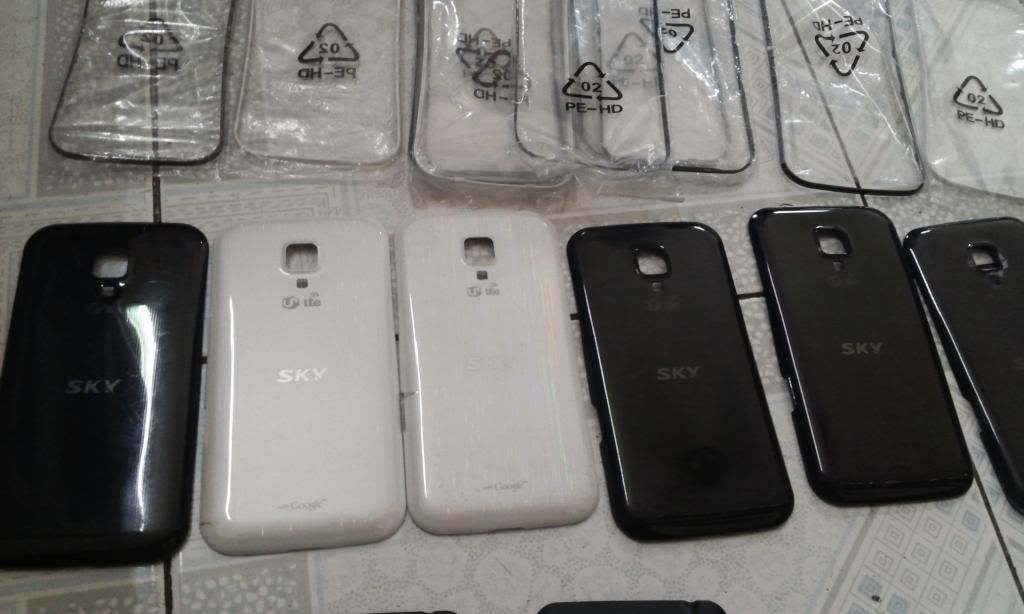 Q1,Q4- phụ kiện giá sock , dán màn hình 10k, ốp sky nillkin 50k , pi dock ip......... - 16