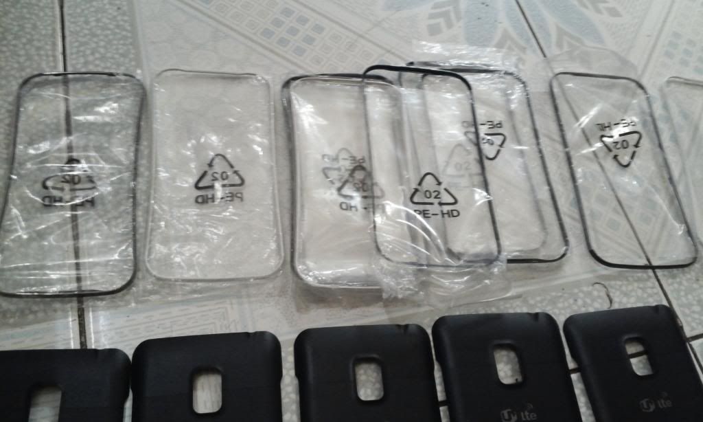 Q1,Q4- phụ kiện giá sock , dán màn hình 10k, ốp sky nillkin 50k , pi dock ip......... - 11