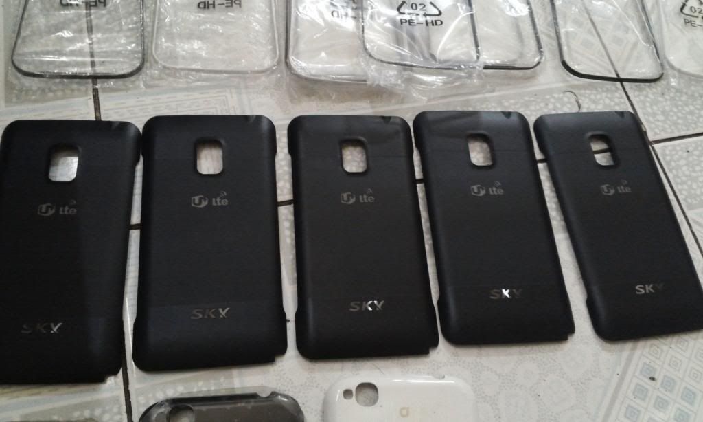 Q1,Q4- phụ kiện giá sock , dán màn hình 10k, ốp sky nillkin 50k , pi dock ip......... - 13