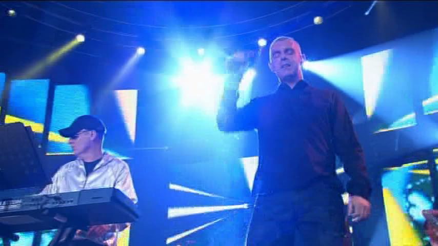 PetShopBoys-ItsAlrightLiveAtWembleyArenaLondon2004-4.jpg
