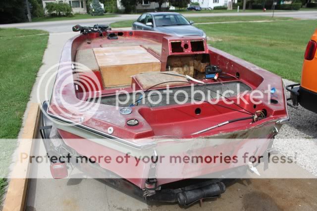 Complete Restoration 1982 Champion bass boat w/ many pics of process.