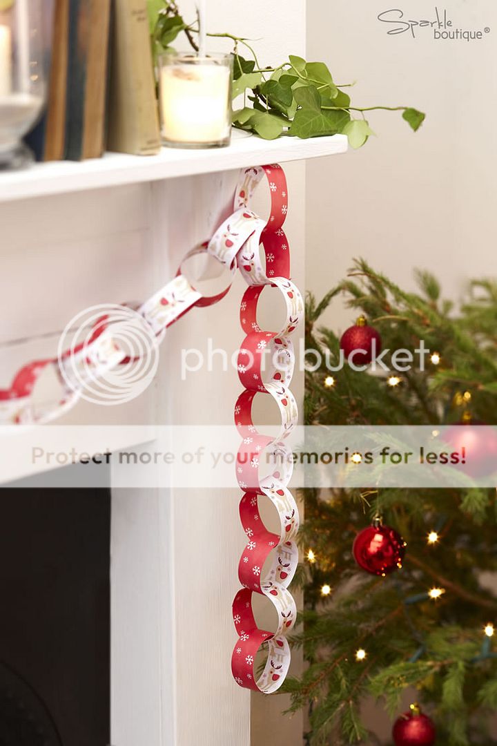 Rocking Rudolph Christmas Paper Chains Banner Decorations Full
